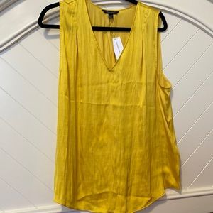 Banana Republic yellow silk vneck